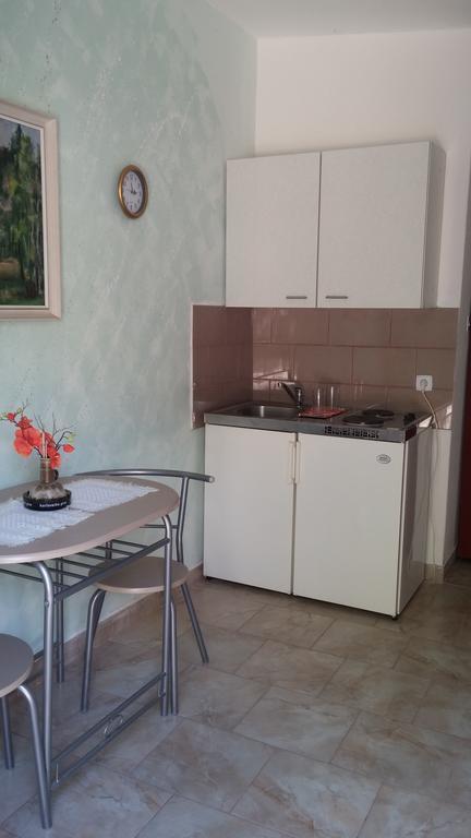 Apartments Vesna Ribarica Bilik gambar